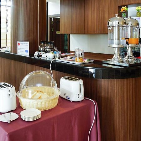 Visa Hotel Hua Hin - Sha Plus Екстер'єр фото