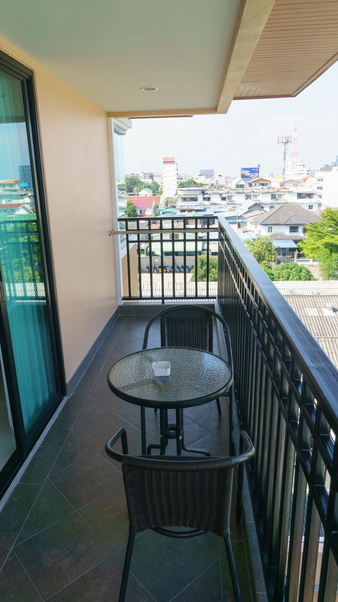 Visa Hotel Hua Hin - Sha Plus Екстер'єр фото
