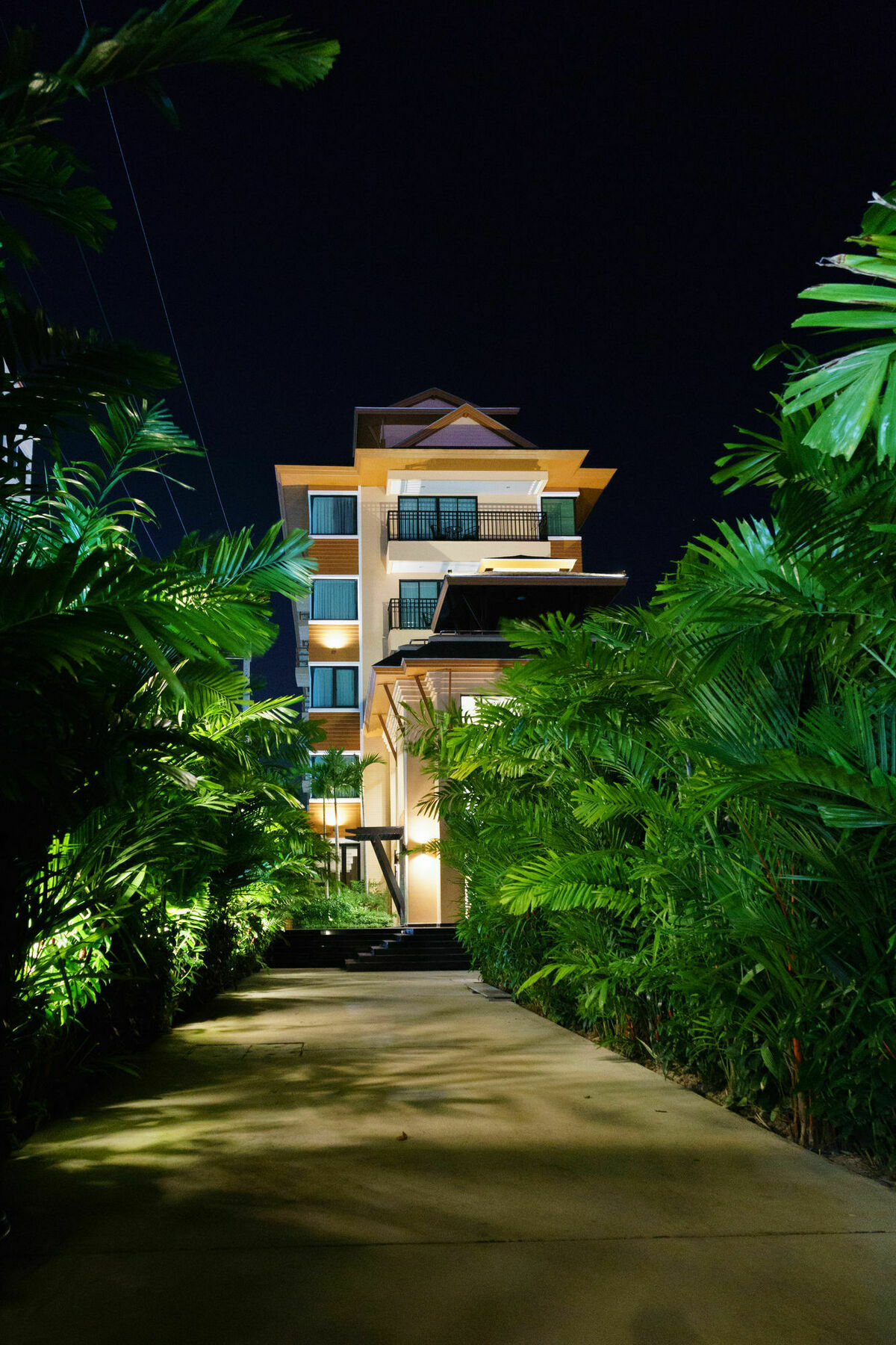 Visa Hotel Hua Hin - Sha Plus Екстер'єр фото